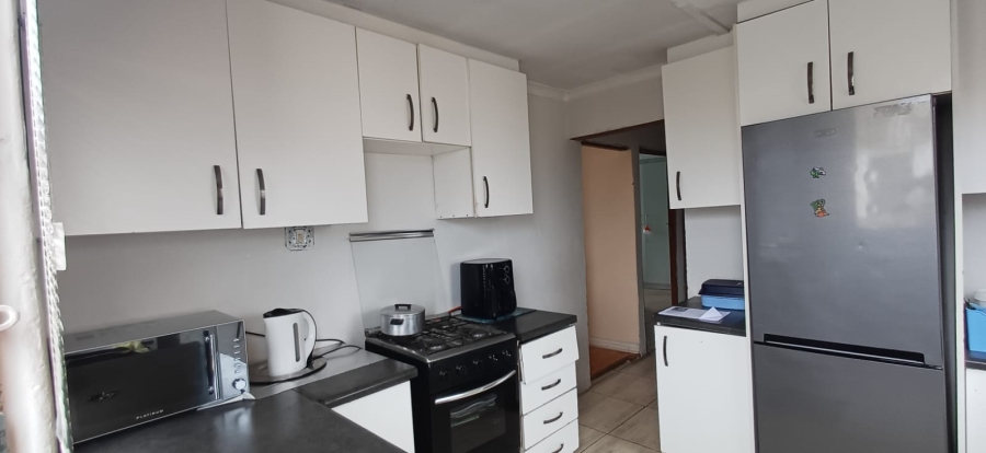 2 Bedroom Property for Sale in Zwide Eastern Cape